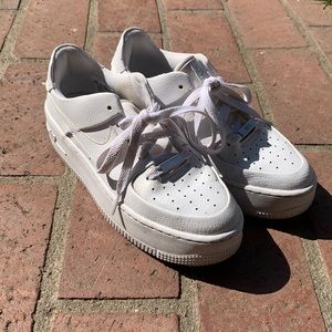 Nike Air Force 1 Sage Low